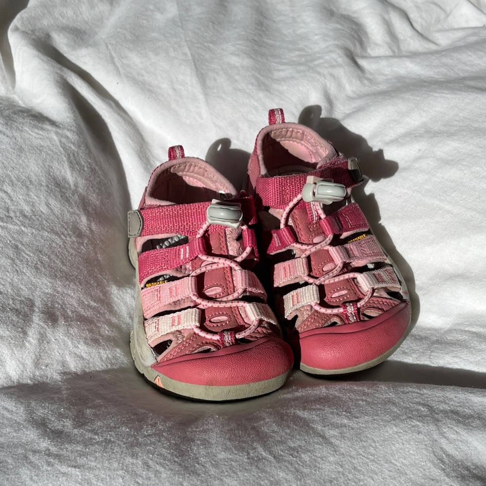 Keen Kids' Pink Newport H2 Sandals